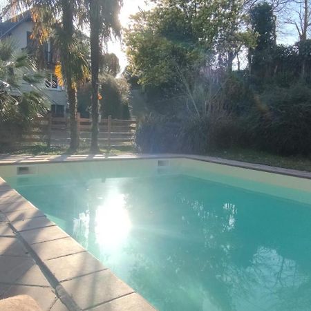 B&B En Plein Coeur De La Foret Artiguelouve ภายนอก รูปภาพ