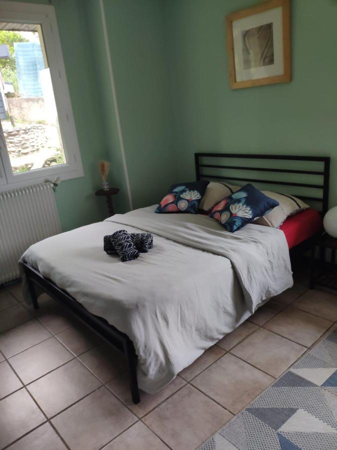 B&B En Plein Coeur De La Foret Artiguelouve ภายนอก รูปภาพ