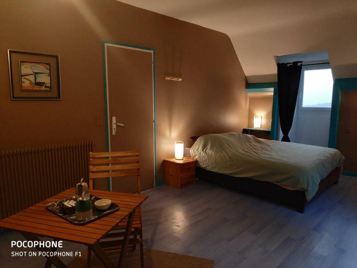 B&B En Plein Coeur De La Foret Artiguelouve ภายนอก รูปภาพ